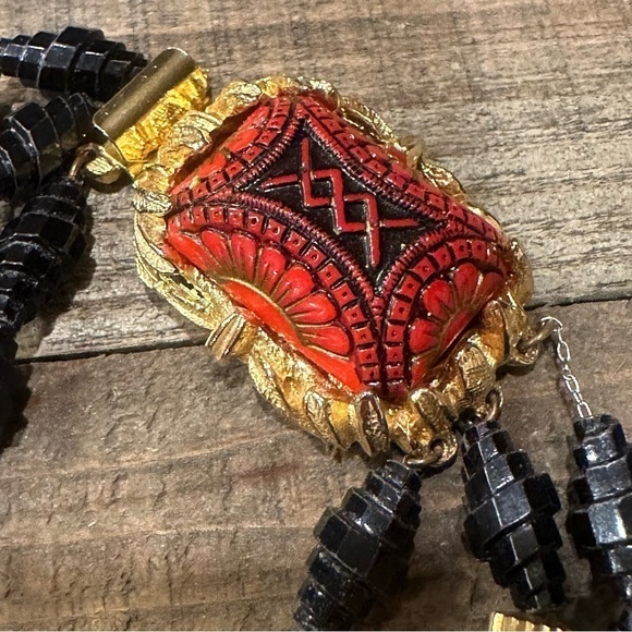 Vintage Women's Multi Strand Beaded Necklace Black Red Fashion Boho mob wife - Picture 5 of 6